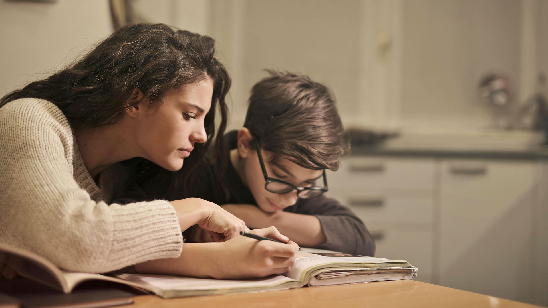 家校共育大广告pc-1