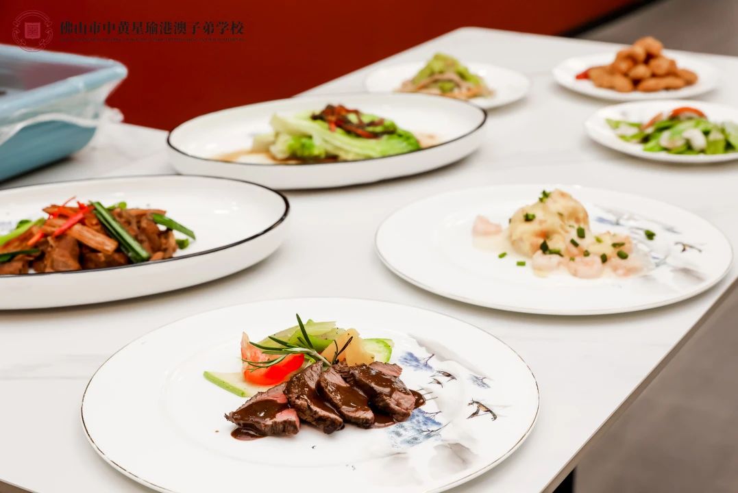 ZWSS Canteen | 顶级餐饮供应商，五星级用餐体验！助力学生成长！